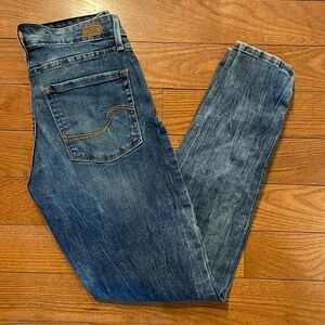 Women's Levi Skinny Jeans